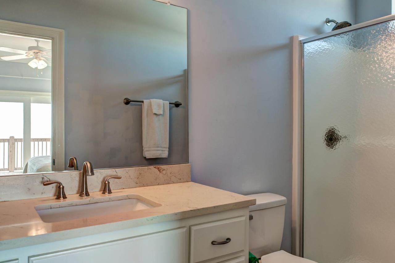 High Tide - Pet Friendly! Expansive Floor Plan And Stunning Views! Large Gulf Front Deck! Home 더핀 아일랜드 외부 사진
